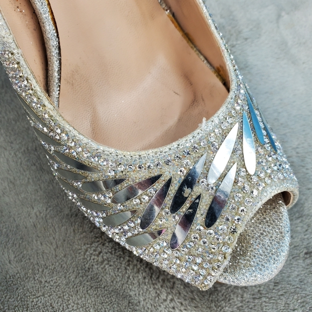 De Blossom Collection silver sparkle heels 8 - Picture 4 of 16